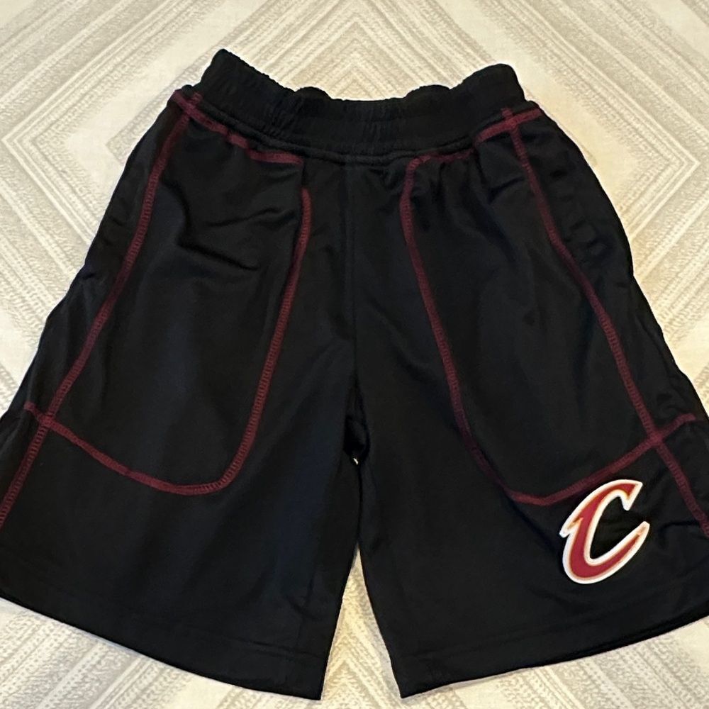 NBA Boys Zipway Tear-Away Black Athletic Cleveland Cavalier Shorts Size S(8)